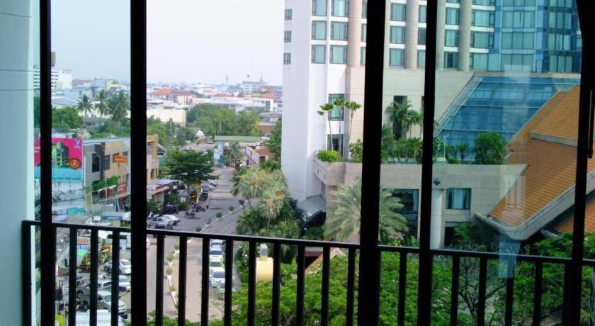 Chada Veranda Hotel Khon Kaen Exterior photo