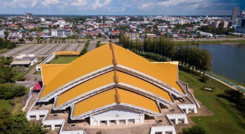 Chada Veranda Hotel Khon Kaen Exterior photo
